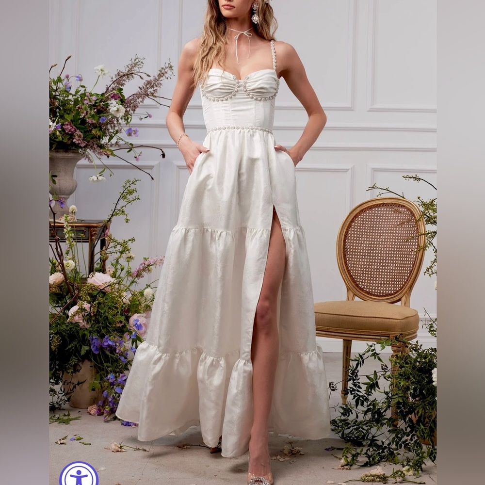 V. Chapman The Lucetta Dress in White Windsor Brocade NEW size 2 NWT